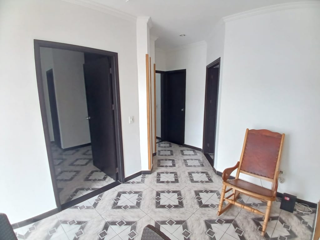 Apartamento en venta en Centro, Montería · foto 7 de 12