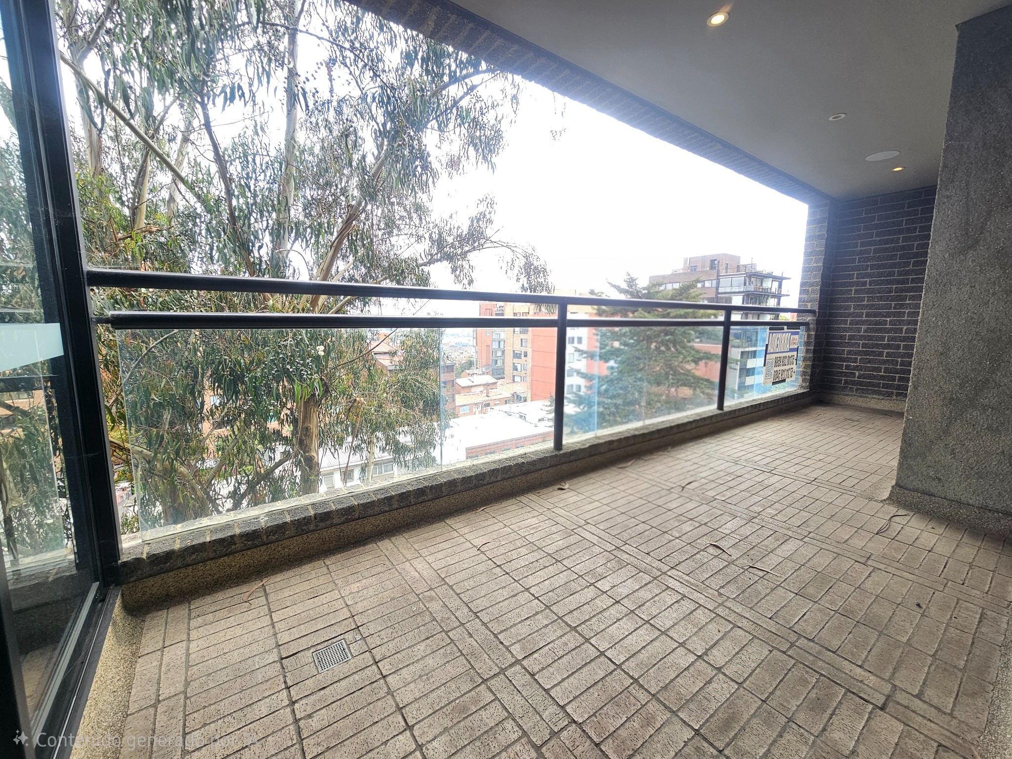 Apartamento en venta en Los Rosales, Bogotá · foto 4 de 18