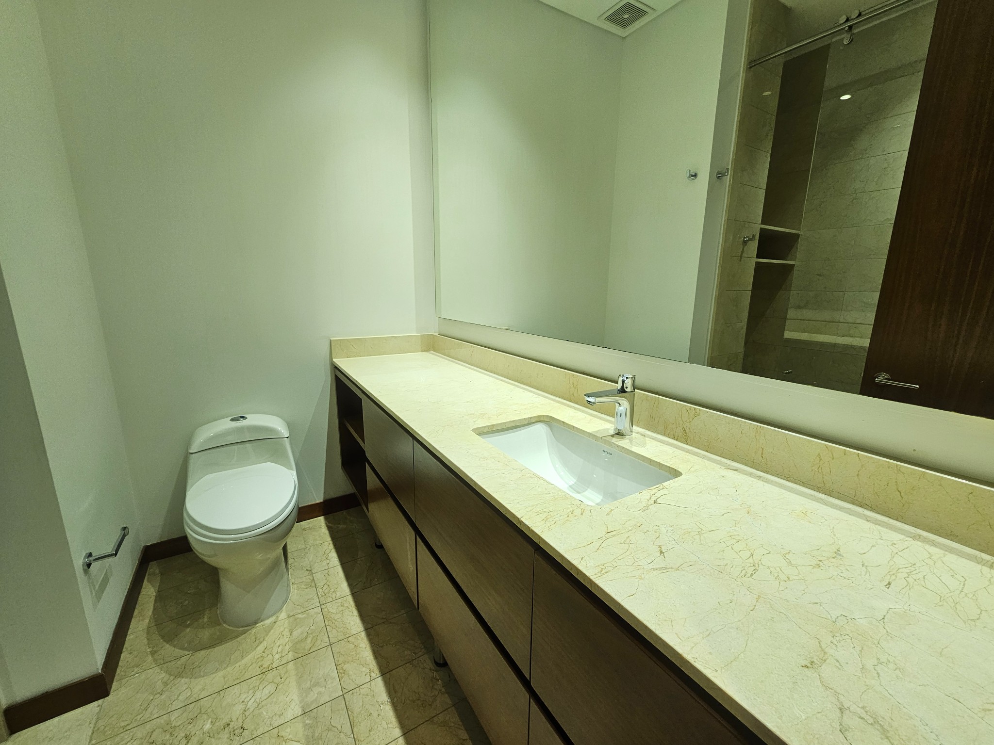 Apartamento en venta en Los Rosales, Bogotá · foto 16 de 18