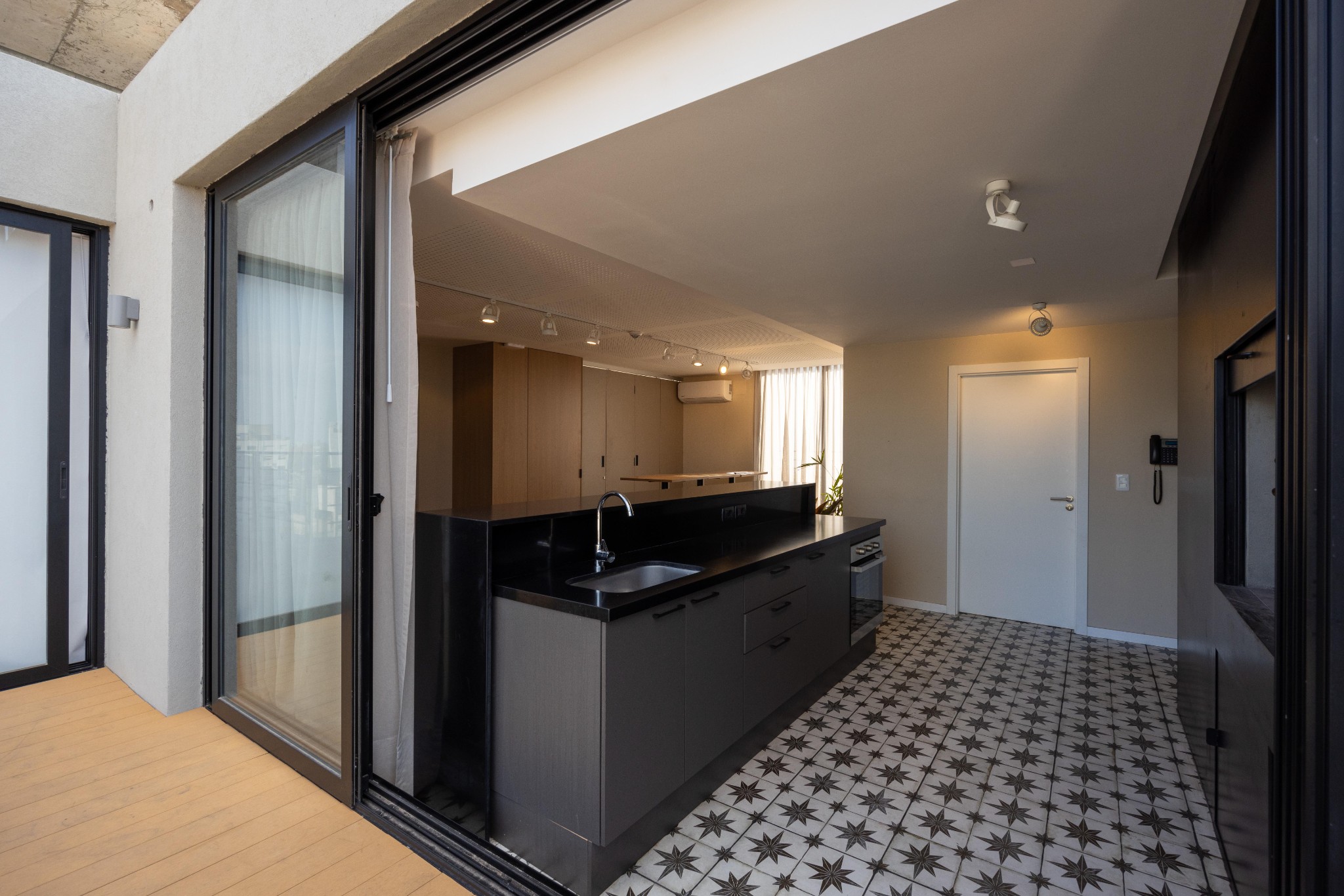 Alquiler Apartamento De 1 Dormitorio Súper Luminoso En Cordón - Al Frente Y Con Terraza · Foto 10