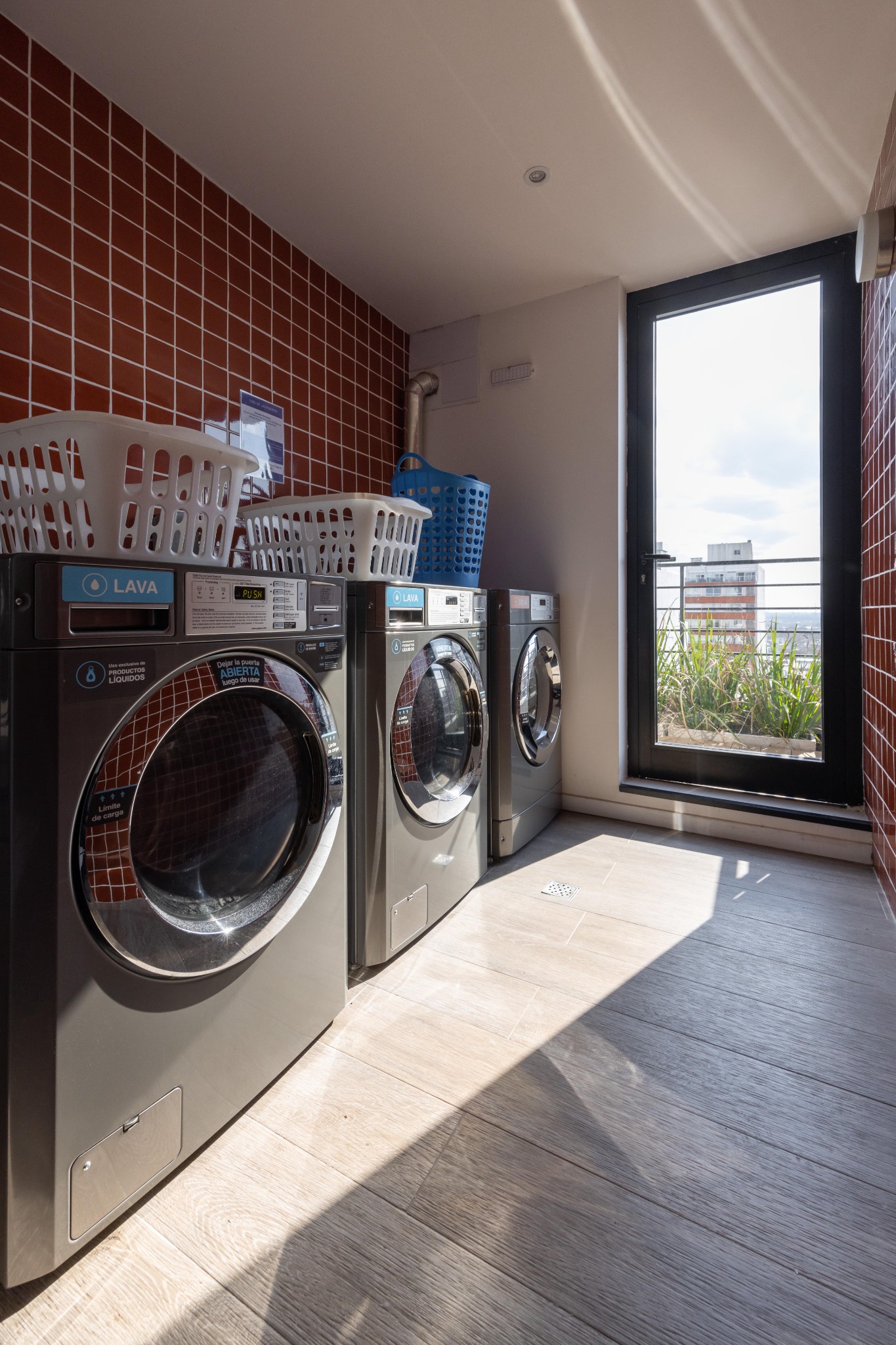 Alquiler Apartamento De 1 Dormitorio Súper Luminoso En Cordón - Al Frente Y Con Terraza · Foto 11