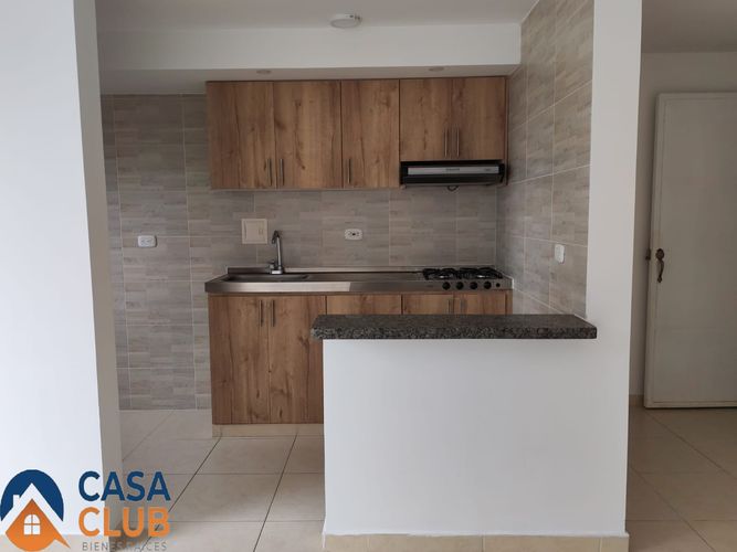 Apartamento de 2 alcobas en venta en Paseo Del Puente Et Ii, Piedecuesta, 60 m² · foto 3 de 16