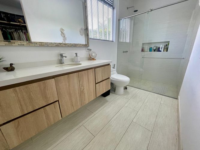 Casa de 3 alcobas en venta en Vía El Caimo, Armenia, 1035 m² · foto 20 de 24