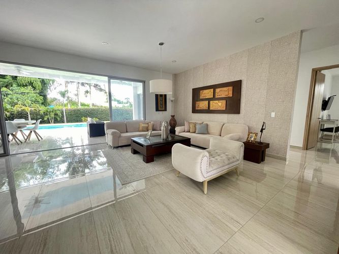 Casa de 3 alcobas en venta en Vía El Caimo, Armenia, 1035 m² · foto 6 de 24