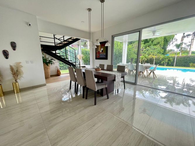 Casa de 3 alcobas en venta en Vía El Caimo, Armenia, 1035 m² · foto 7 de 24
