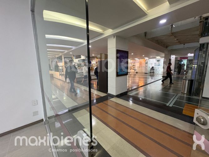 Local en arriendo en Los Balsos, Medellín, 35 m² · foto 8 de 10
