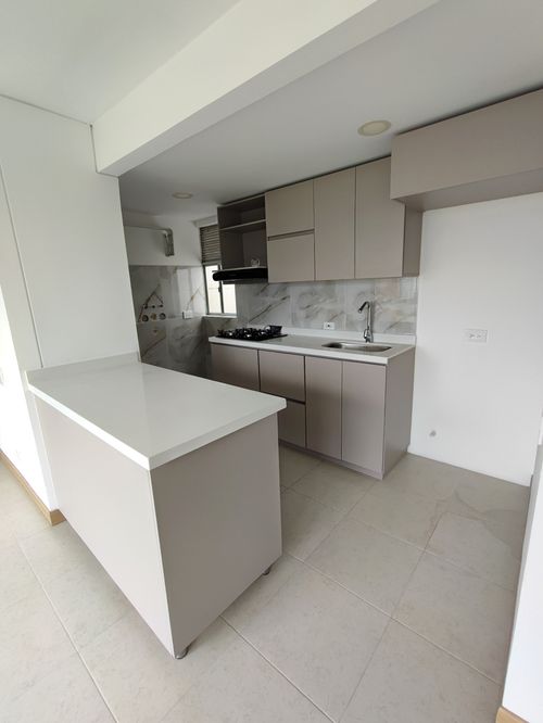 Apartamento de 3 alcobas en venta en Valle Del Lili, Cali, 60 m² · foto 2 de 19