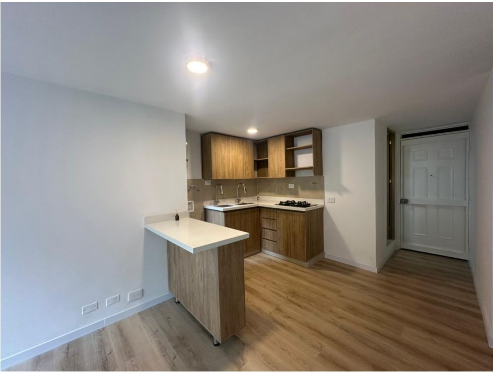 Apartamento en venta en San javier no.2, Medellín 3