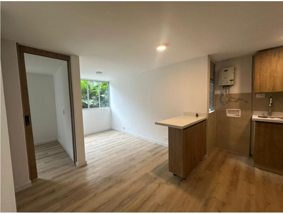 Apartamento en venta en San javier no.2, Medellín 4