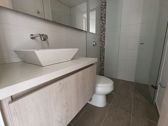 Apartamento de 2 alcobas en arriendo en Loma Del Escobero, Envigado, 76 m² · foto 6 de 14