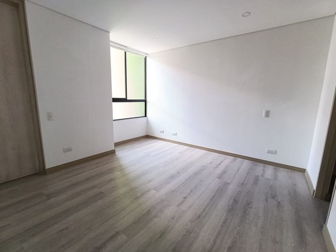 Apartamento de 2 alcobas en arriendo en Loma Del Escobero, Envigado, 76 m² · foto 10 de 14
