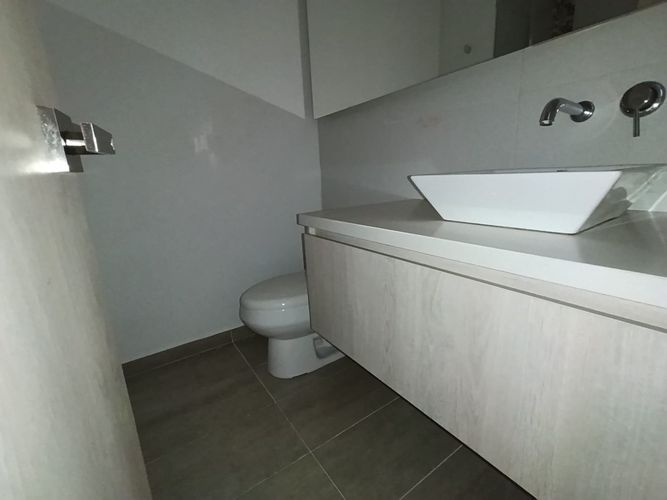 Apartamento de 2 alcobas en arriendo en Loma Del Escobero, Envigado, 76 m² · foto 13 de 14
