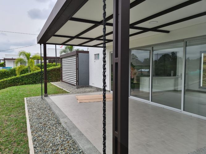 Casa de 4 alcobas en venta en Vía El Caimo, Armenia · foto 4 de 10