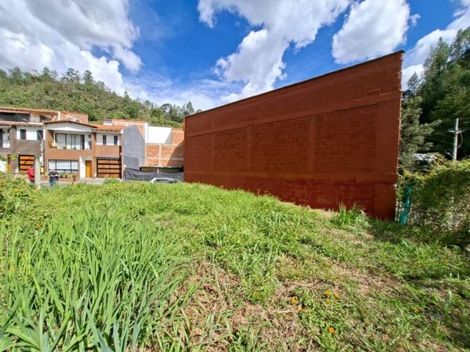 Casa de 3 alcobas en venta en Pantanillo, El Retiro, 215 m² · foto 2 de 12