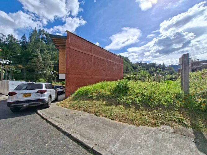 Casa de 3 alcobas en venta en Pantanillo, El Retiro, 215 m² · foto 4 de 12