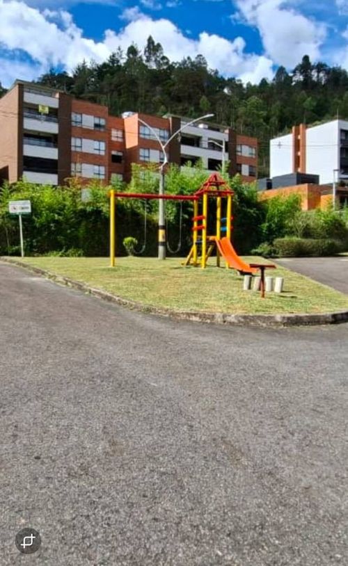 Casa de 3 alcobas en venta en Pantanillo, El Retiro, 215 m² · foto 8 de 12