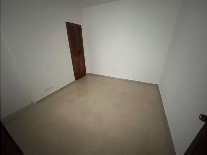 Local en arriendo en Las Acacias, Medellín, 220 m² · foto 20 de 22