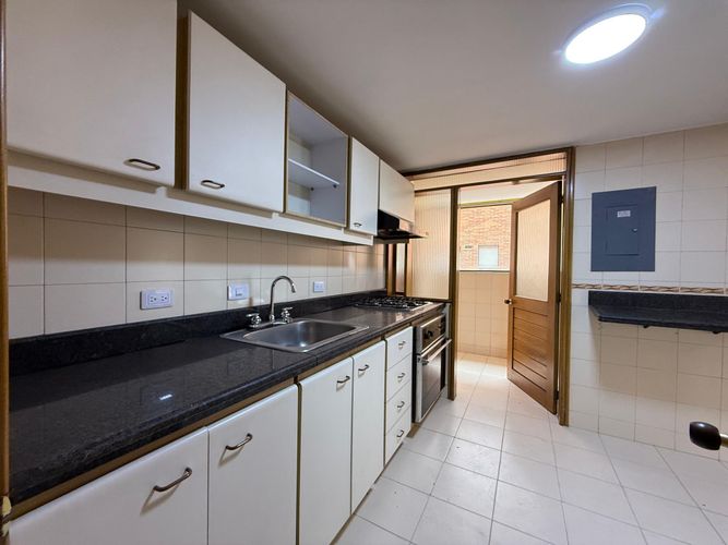 Apartamento en venta en Chico Norte, Bogotá · foto 5 de 17