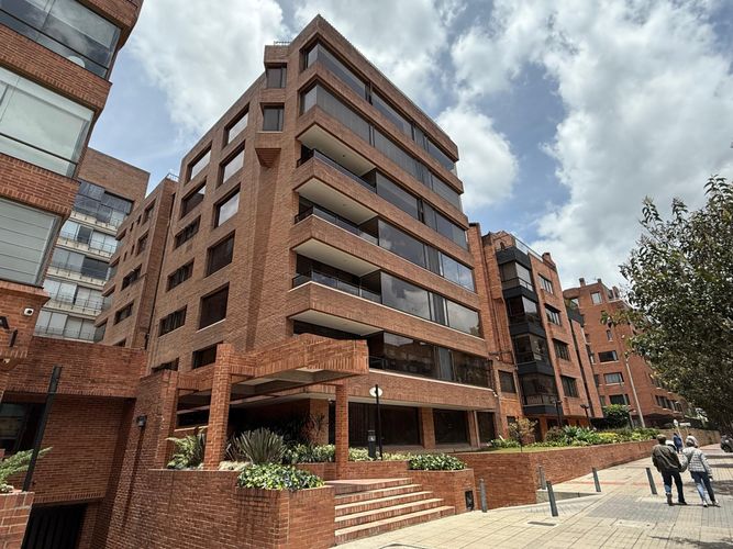 Apartamento en venta en Chico Norte, Bogotá · foto 17 de 17