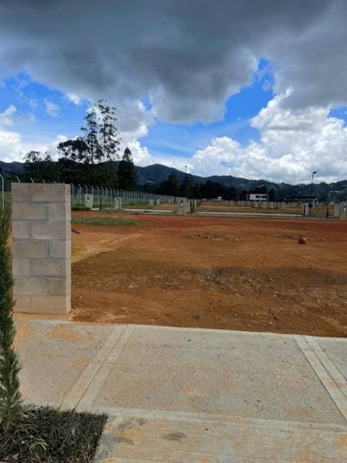 Lote en venta en El Tambo, La Ceja, 104 m² · foto 2 de 13