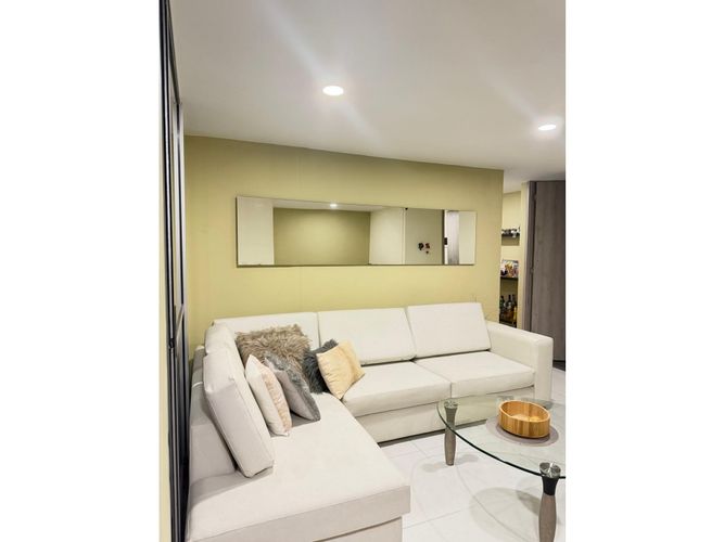 Apartamento de 3 alcobas en venta en Las Antillas, Envigado, 72 m² · foto 3 de 9