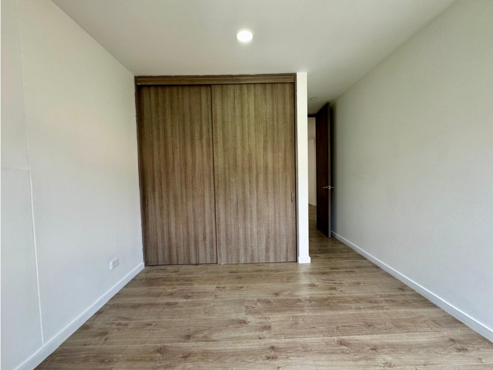 Apartamento en venta en Loma De Las Brujas, Envigado · foto 9 de 21