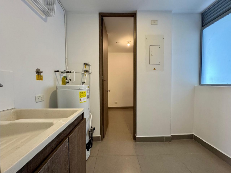 Apartamento en venta en Loma De Las Brujas, Envigado · foto 15 de 21