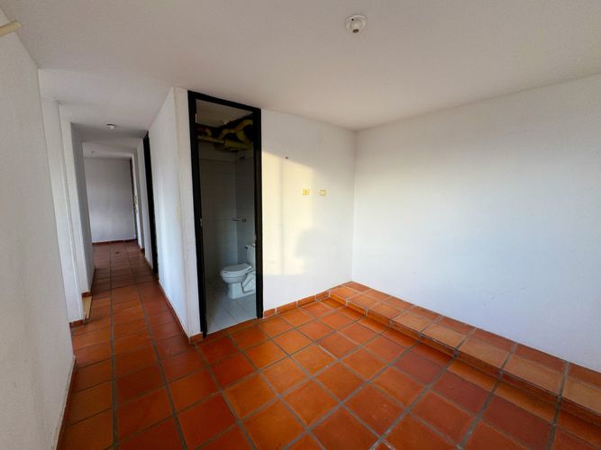 Apartamento de 3 alcobas en venta en Villa Antigua, Villa del Rosario, 50 m² · foto 9 de 16