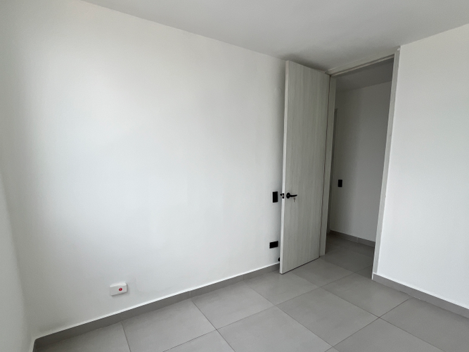 Apartamento de 3 alcobas en venta en La Alborada, Cali, 55 m² · foto 8 de 23