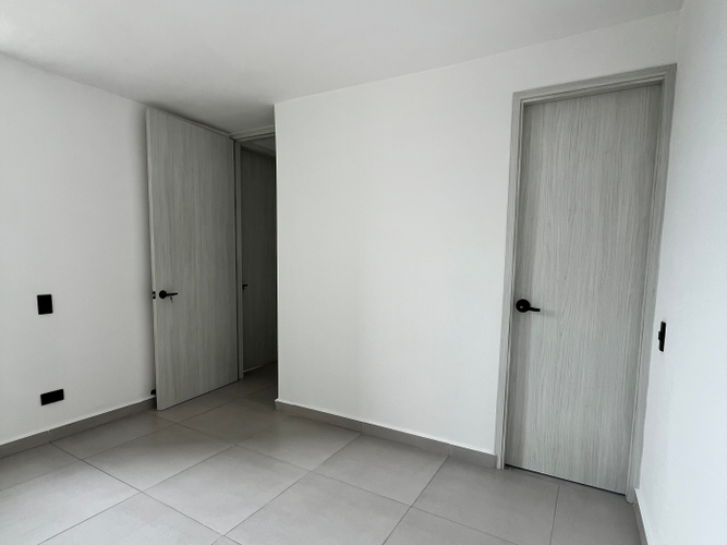 Apartamento de 3 alcobas en venta en La Alborada, Cali, 55 m² · foto 11 de 23