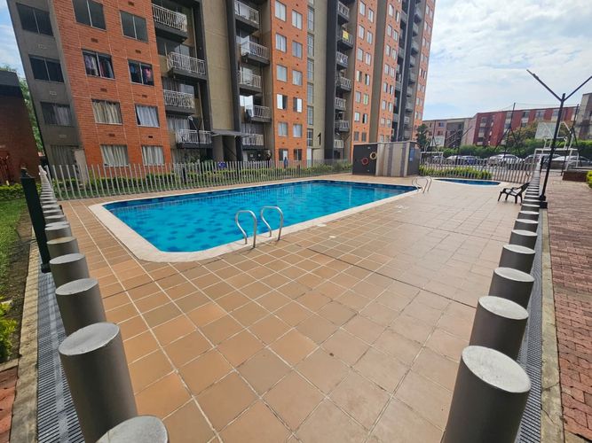 Apartamento de 3 alcobas en venta en La Alborada, Cali, 55 m² · foto 16 de 23