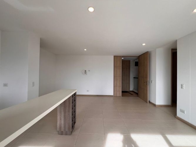 Apartamento de 3 alcobas en venta en Barro Blanco, Rionegro, 80 m² · foto 3 de 17