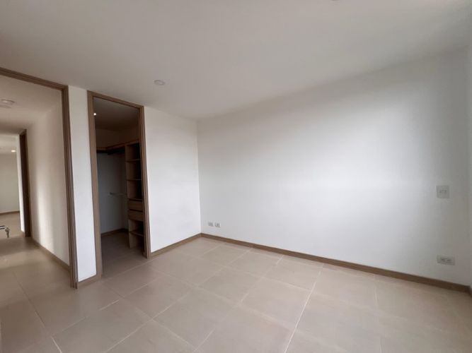 Apartamento de 3 alcobas en venta en Barro Blanco, Rionegro, 80 m² · foto 9 de 17