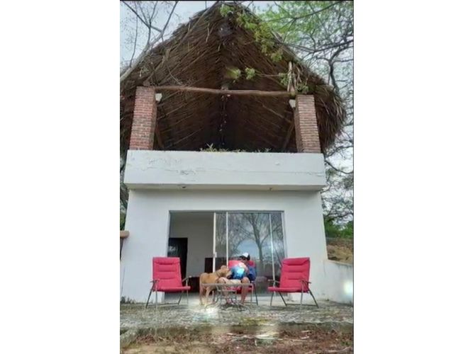 Finca en venta en Bonda, Santa Marta · foto 3 de 5