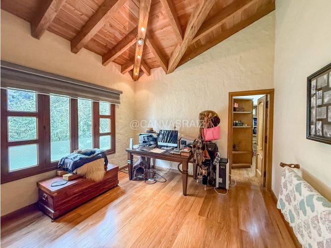 Casa de 4 alcobas en venta en Escobero, Envigado, 236 m² · foto 14 de 21