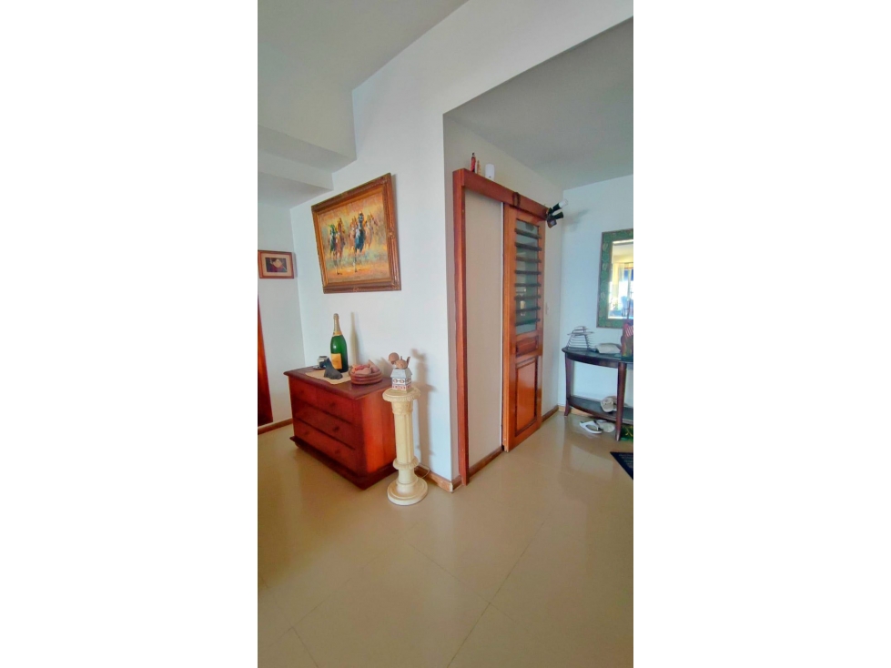 Apartamento en venta en El Laguito, Cartagena · foto 8 de 18