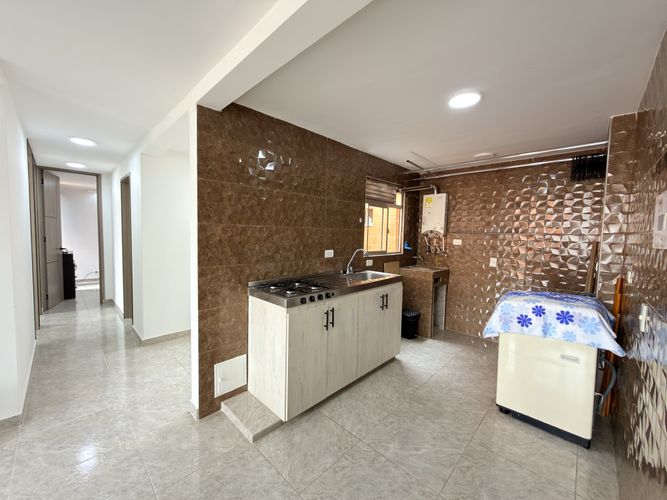 Apartamento de 3 alcobas en venta en Echavarria, Madrid, 65 m² · foto 8 de 19