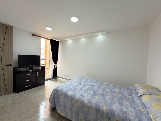 Apartamento de 3 alcobas en venta en Echavarria, Madrid, 65 m² · foto 15 de 19