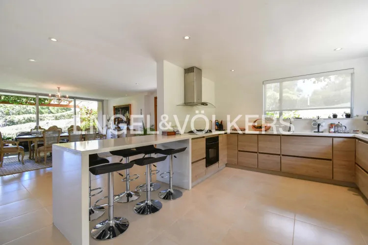 Casa de 6 alcobas en venta en San Nicolas, La Ceja, 458 m² · foto 7 de 18