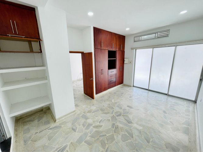 Casa de 4 alcobas en venta en 11 De Noviembre, Los Patios, 204 m² · foto 8 de 23