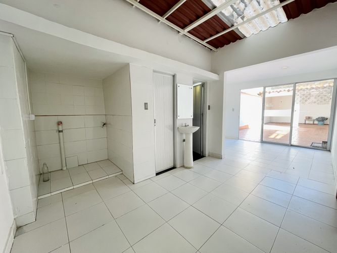 Casa de 4 alcobas en venta en 11 De Noviembre, Los Patios, 204 m² · foto 14 de 23