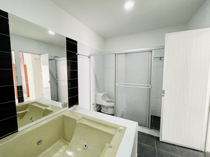 Casa de 4 alcobas en venta en 11 De Noviembre, Los Patios, 204 m² · foto 19 de 23