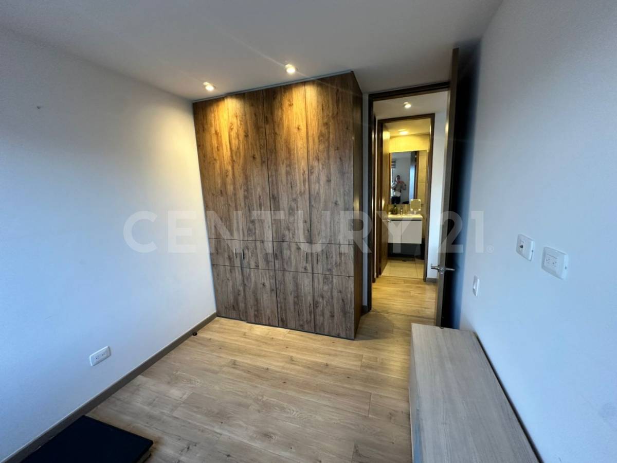 Apartamento en venta en Ciudad Salitre Occidental, Bogotá · foto 8 de 23