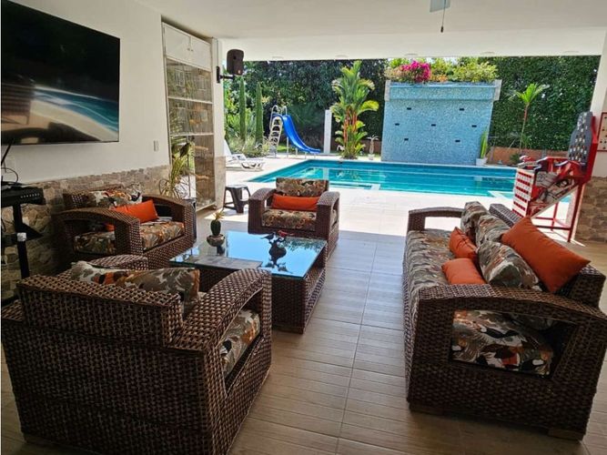 Casa de 7 alcobas en venta en Las Mercedes, Jamundí, 1400 m² · foto 5 de 24