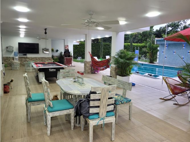 Casa de 7 alcobas en venta en Las Mercedes, Jamundí, 1400 m² · foto 6 de 24