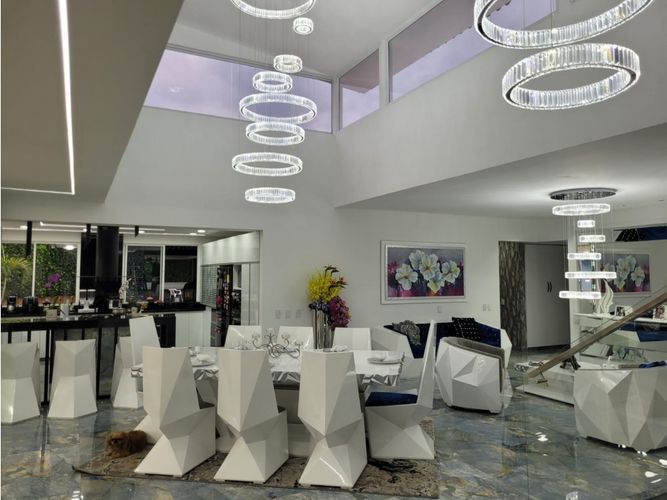 Casa de 7 alcobas en venta en Las Mercedes, Jamundí, 1400 m² · foto 10 de 24