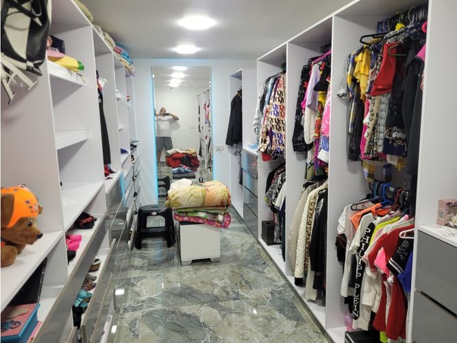 Casa de 7 alcobas en venta en Las Mercedes, Jamundí, 1400 m² · foto 16 de 24
