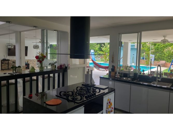 Casa de 7 alcobas en venta en Las Mercedes, Jamundí, 1400 m² · foto 23 de 24