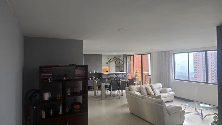 Apartamento en venta en Ditaires, Itagüí · foto 4 de 24