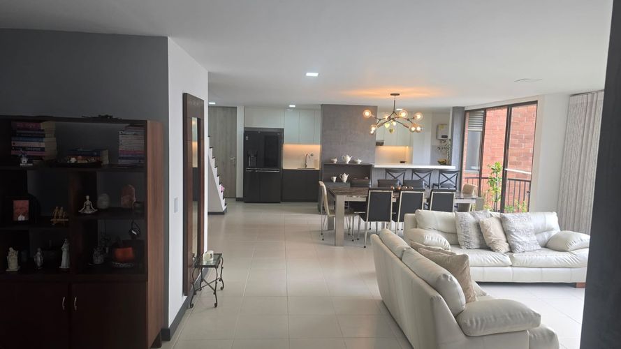 Apartamento en venta en Ditaires, Itagüí · foto 7 de 24